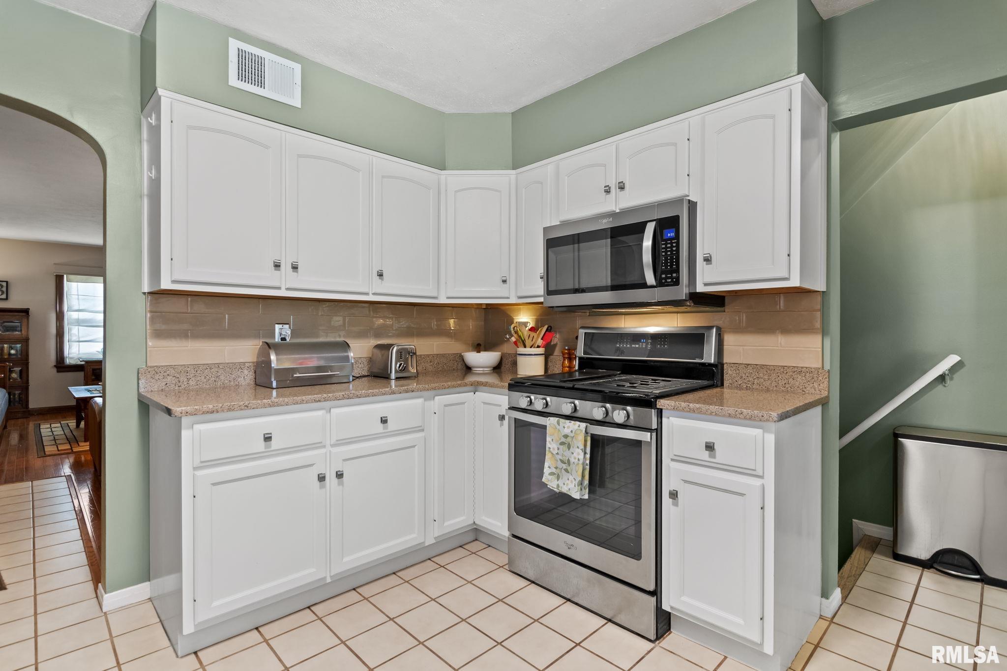 1809 Reed Avenue Springfield, IL 62704 - Photo 14 of 35 Gallery Image 14