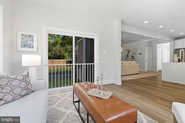 $1,179,900 | 328 Ridge Road, Washington Grove, MD 20880