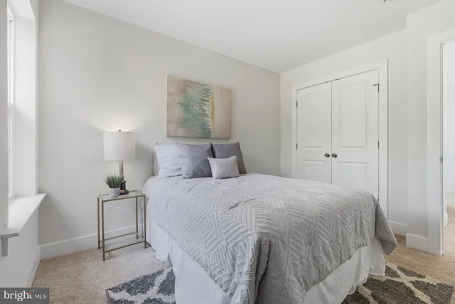 $1,179,900 | 328 Ridge Road, Washington Grove, MD 20880