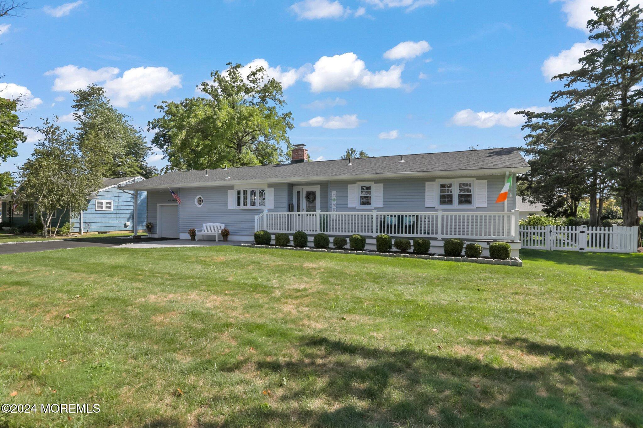 1123 Mohegan Road Manasquan, NJ 08736 - Photo 3 of 36 11-web-or-mls-5W5A4847