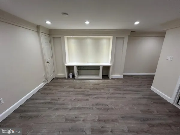 wooden floor in an empty room