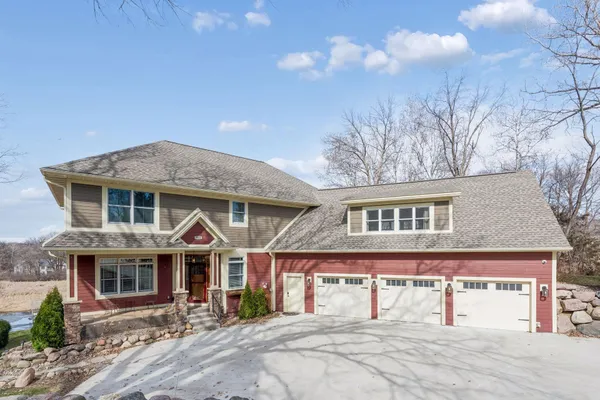 $2,150,000 | 805 Forest Arms Lane, Mound, MN 55364