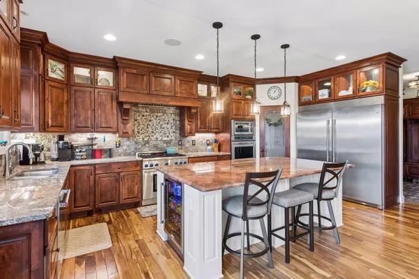 $2,150,000 | 805 Forest Arms Lane, Mound, MN 55364