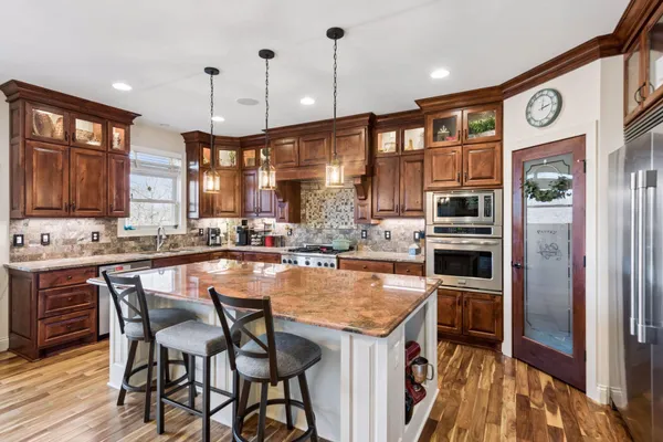 $2,150,000 | 805 Forest Arms Lane, Mound, MN 55364