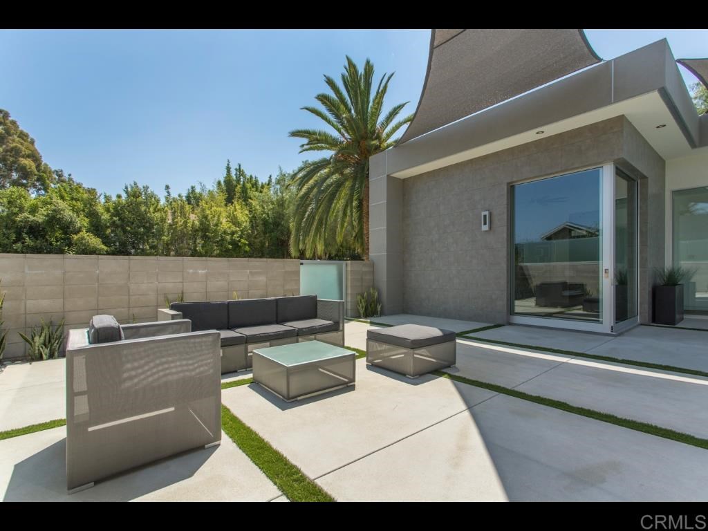 2260 Colony Terrace Encinitas, CA 92024 - Photo 11 of 22 Gallery Image 11