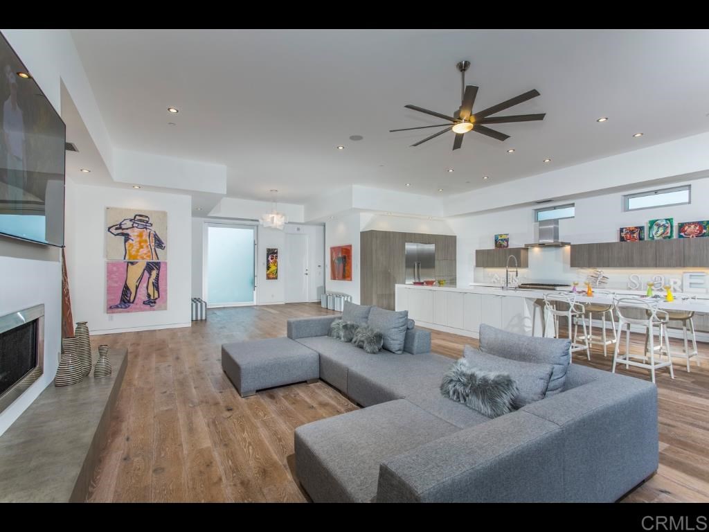 2260 Colony Terrace Encinitas, CA 92024 - Photo 6 of 22 Gallery Image 6