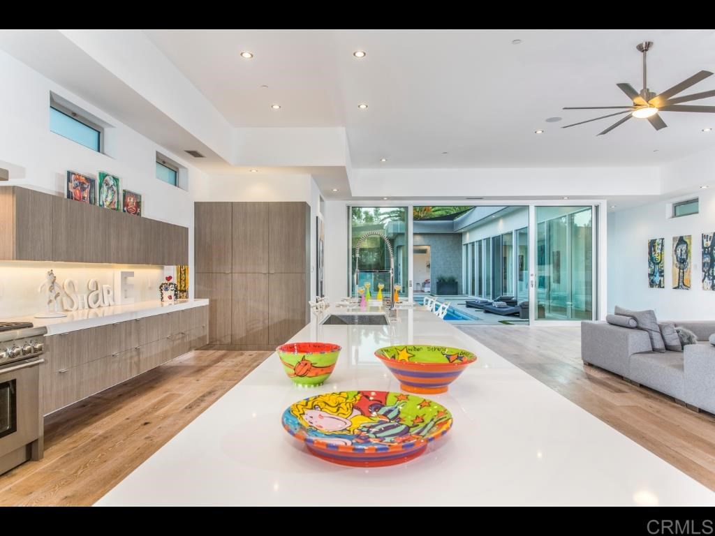 2260 Colony Terrace Encinitas, CA 92024 - Photo 10 of 22 Gallery Image 10