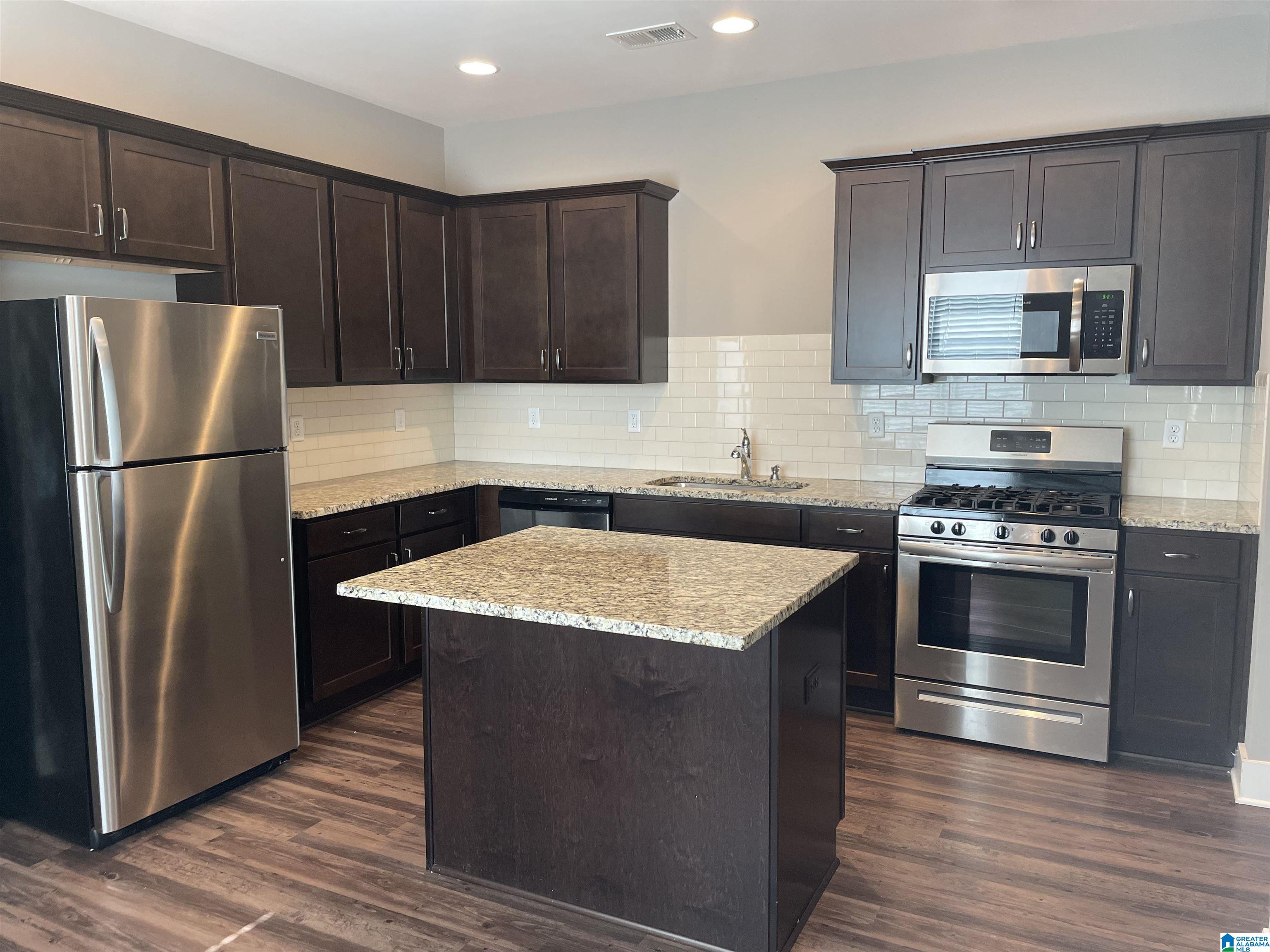 3994 Valley Manor Birmingham, AL 35210 - Photo 17 of 51