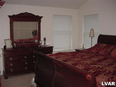 1266 Old Gate Road Northampton, PA 18067 - Photo 11 of 18 Gallery Image 11