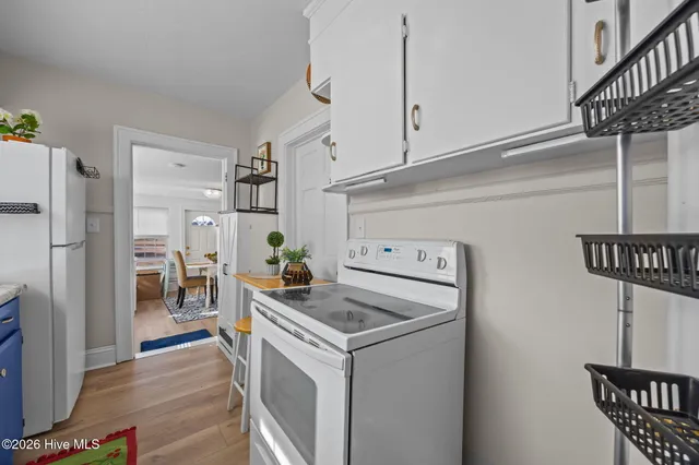 $1,100 | 4715 Hull Road, La Grange, NC 28551