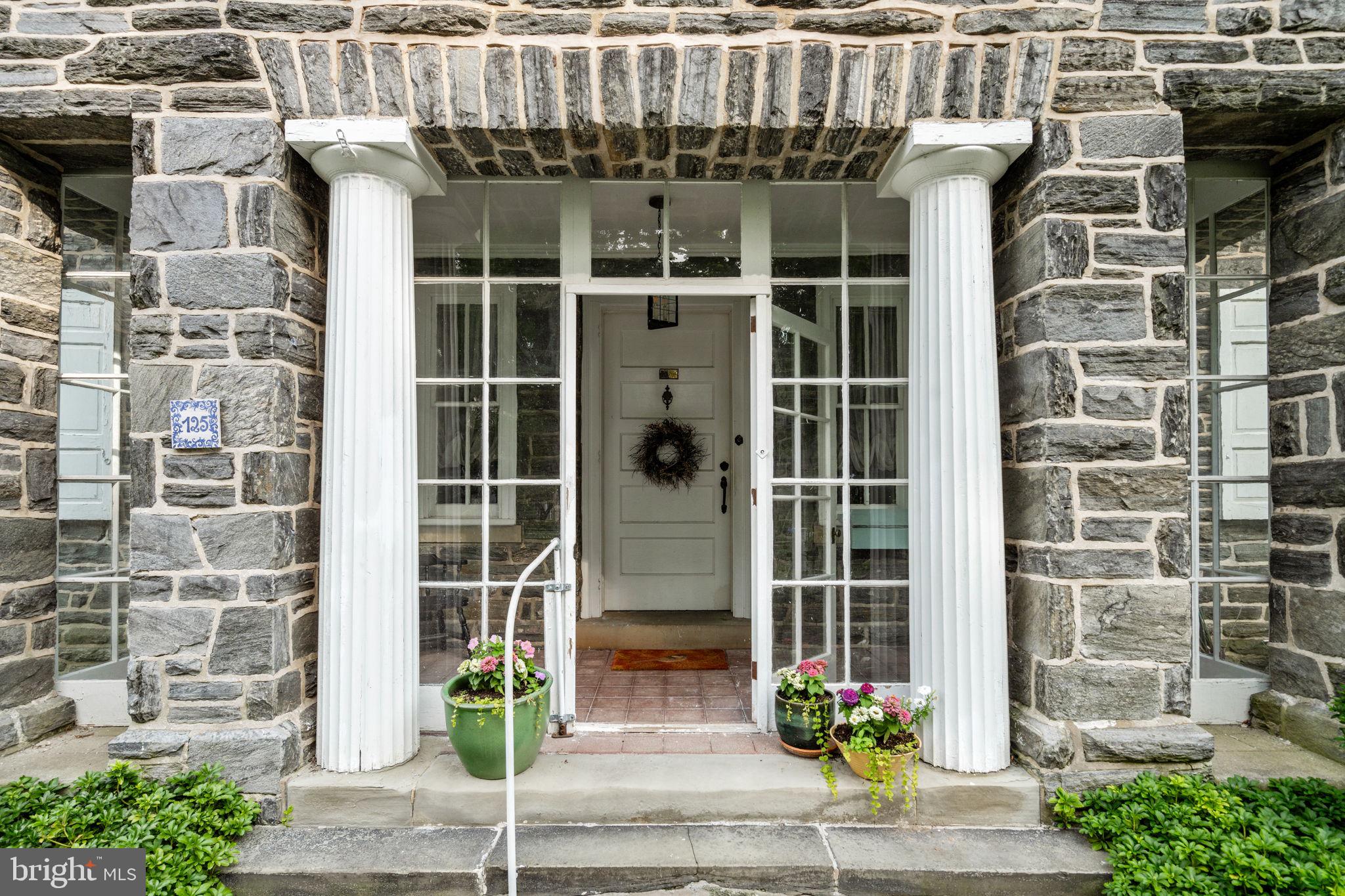 125 Bleddyn Road Ardmore, PA 19003 - Photo 3 of 58