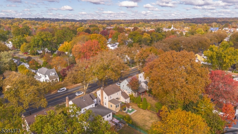 125 Meisel Avenue Springfield, NJ 07081 - Photo 5 of 32 a view of lake view