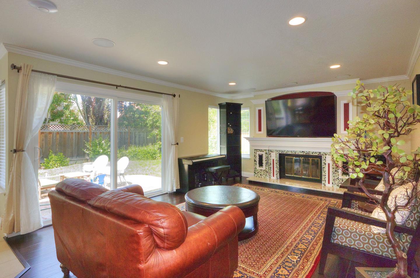 33733 Whimbrel Road Fremont, CA 94555 - Photo 17 of 43 Gallery Image 17