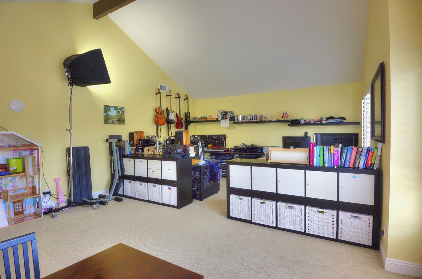 33733 Whimbrel Road Fremont, CA 94555 - Photo 35 of 43 Gallery Image 35