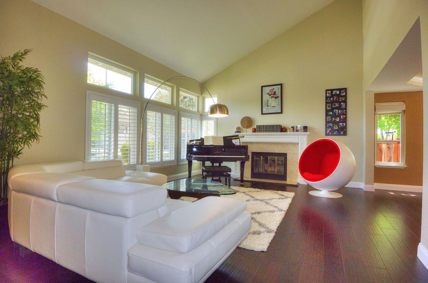 33733 Whimbrel Road Fremont, CA 94555 - Photo 5 of 43 Gallery Image 5