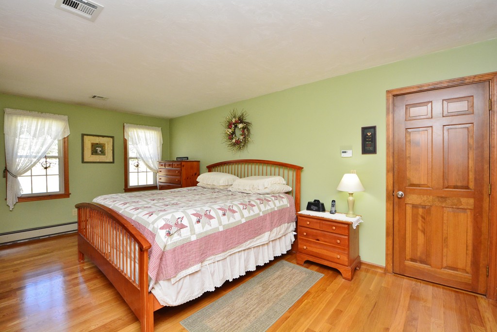11 Albee Road Millville, MA 01529 - Photo 12 of 23 Gallery Image 12