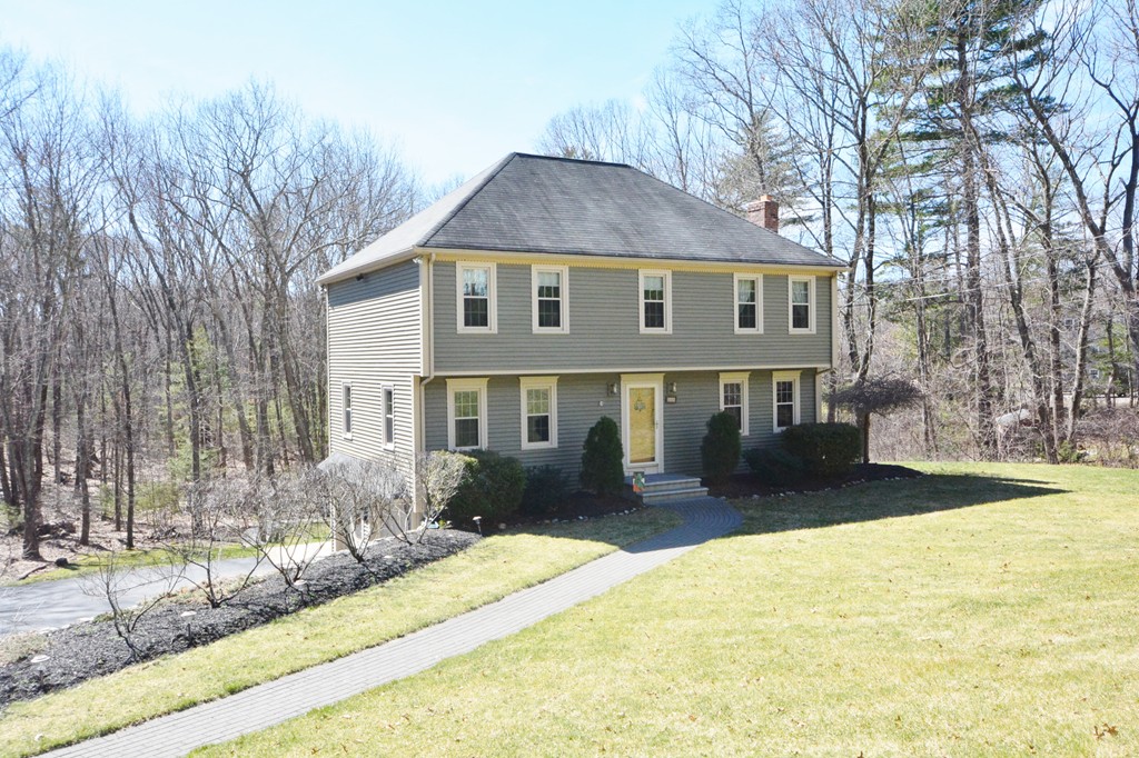 11 Albee Road Millville, MA 01529 - Photo 2 of 23 Gallery Image 2
