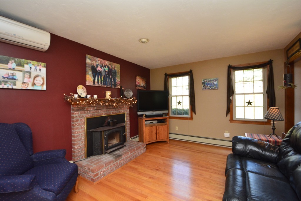 11 Albee Road Millville, MA 01529 - Photo 7 of 23 Gallery Image 7