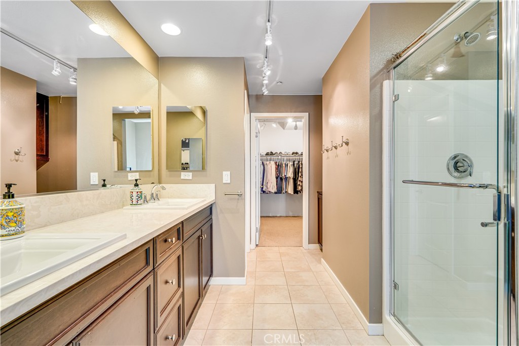 507 Rockefeller Irvine, CA 92612 - Photo 14 of 41