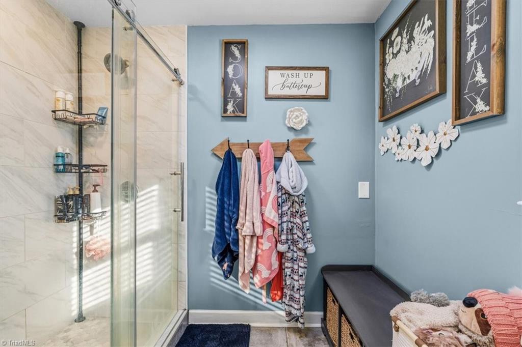 613 Dorado Circle High Point, NC 27265 - Photo 32 of 50