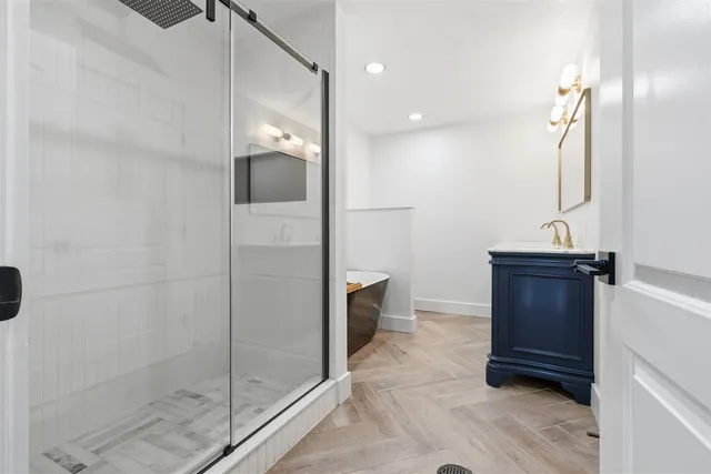 $429,000 | 204 Parkview Drive, Bloomington, IL 61701