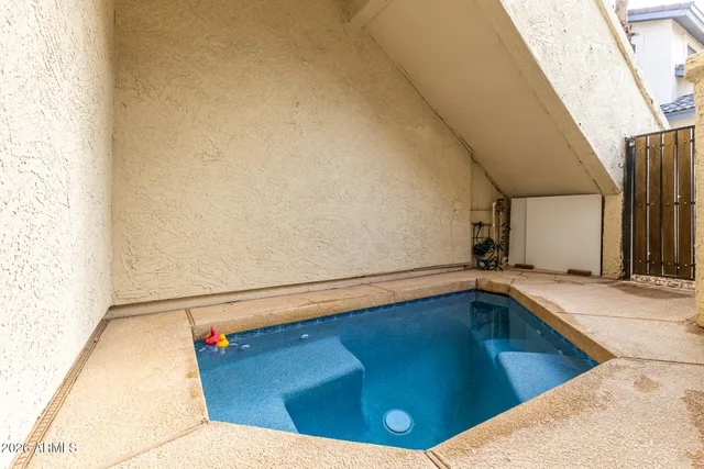 $320,000 | 1222 West Baseline Road, Unit 129, Tempe, AZ 85283