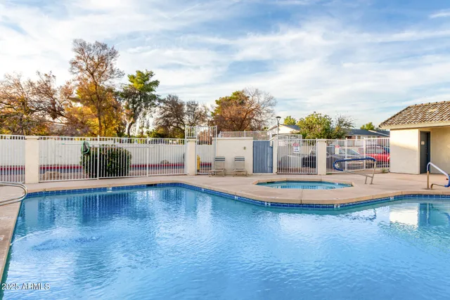 $320,000 | 1222 West Baseline Road, Unit 129, Tempe, AZ 85283