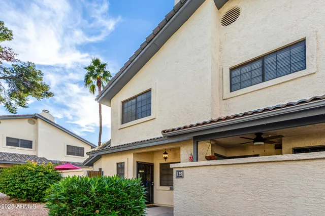 $320,000 | 1222 West Baseline Road, Unit 129, Tempe, AZ 85283
