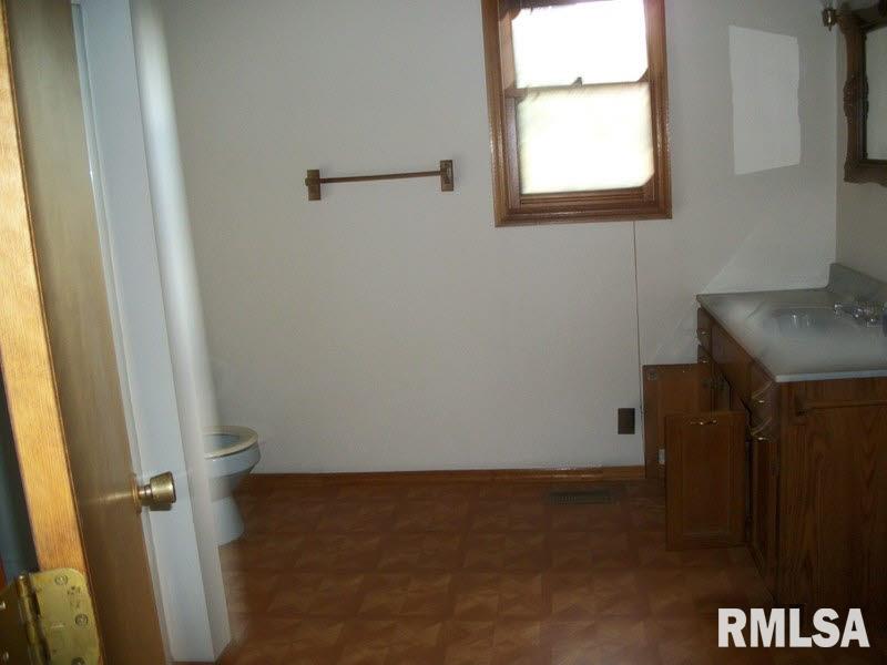 1 Iron Furnace Road Elizabethtown, IL 62931 - Photo 5 of 10 Gallery Image 5