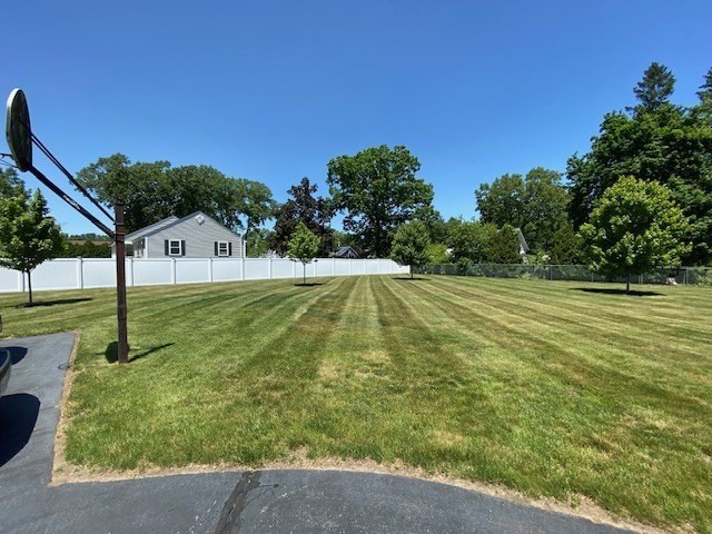 134 Dalton Road Chelmsford, MA 01824 - Photo 6 of 42