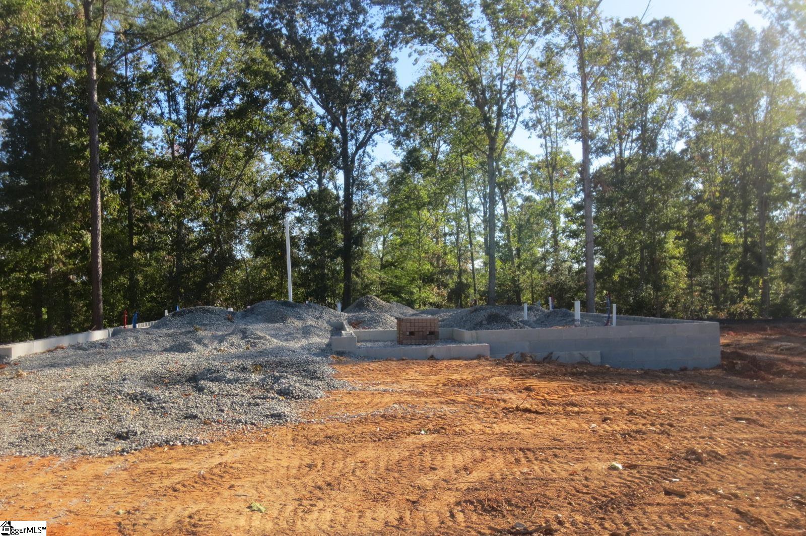 122 Lakeside Drive Anderson, SC 29621 - Photo 8 of 19