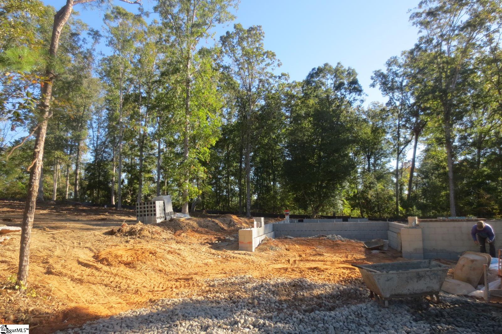 122 Lakeside Drive Anderson, SC 29621 - Photo 10 of 19