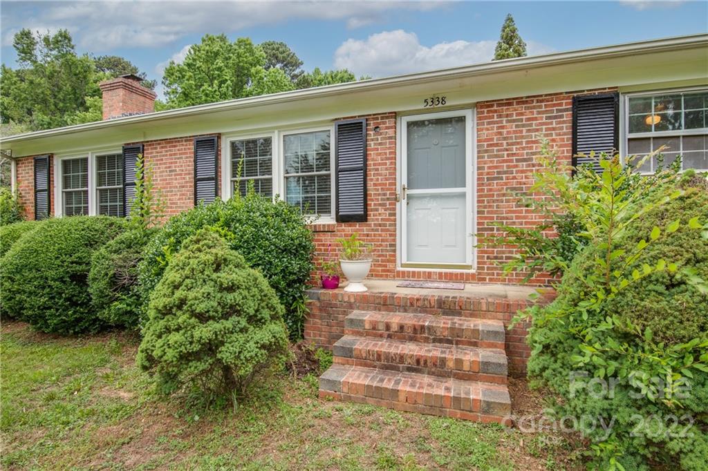 5338 Mt Gallant Road Rock Hill, SC 29732 - Photo 2 of 31 front view of a house