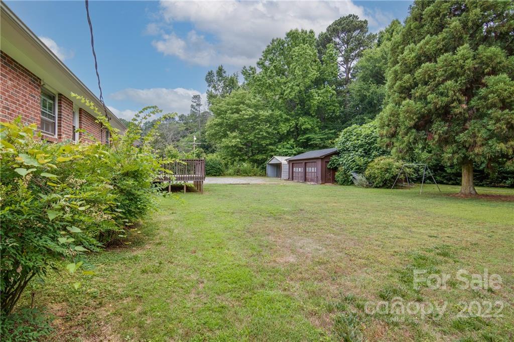 5338 Mt Gallant Road Rock Hill, SC 29732 - Photo 26 of 31 a backyard of a house with lots of green space