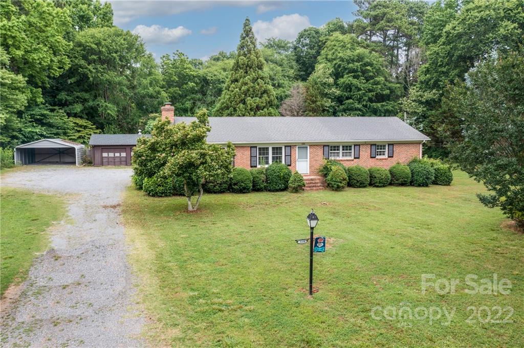 5338 Mt Gallant Road Rock Hill, SC 29732 - Photo 27 of 31 a house view with a garden space