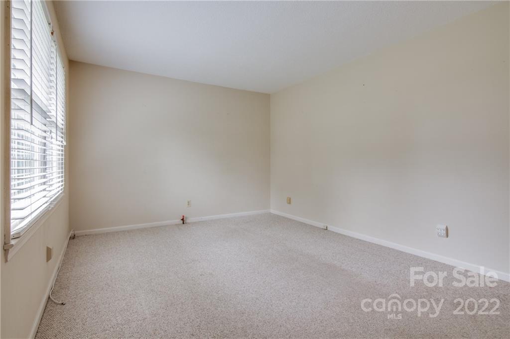 5338 Mt Gallant Road Rock Hill, SC 29732 - Photo 3 of 31 an empty room with a window