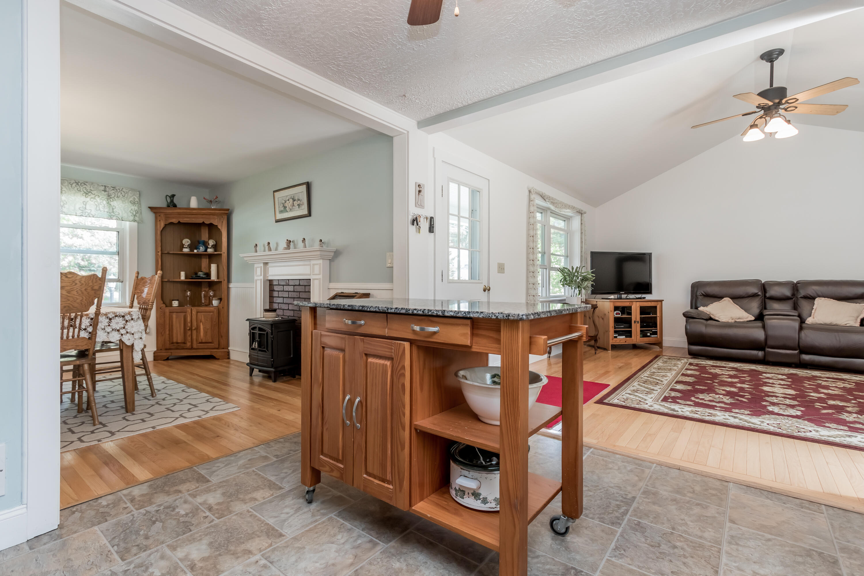 367 Main Street Cumberland, ME 04021 - Photo 15 of 55 20210610ED-51021