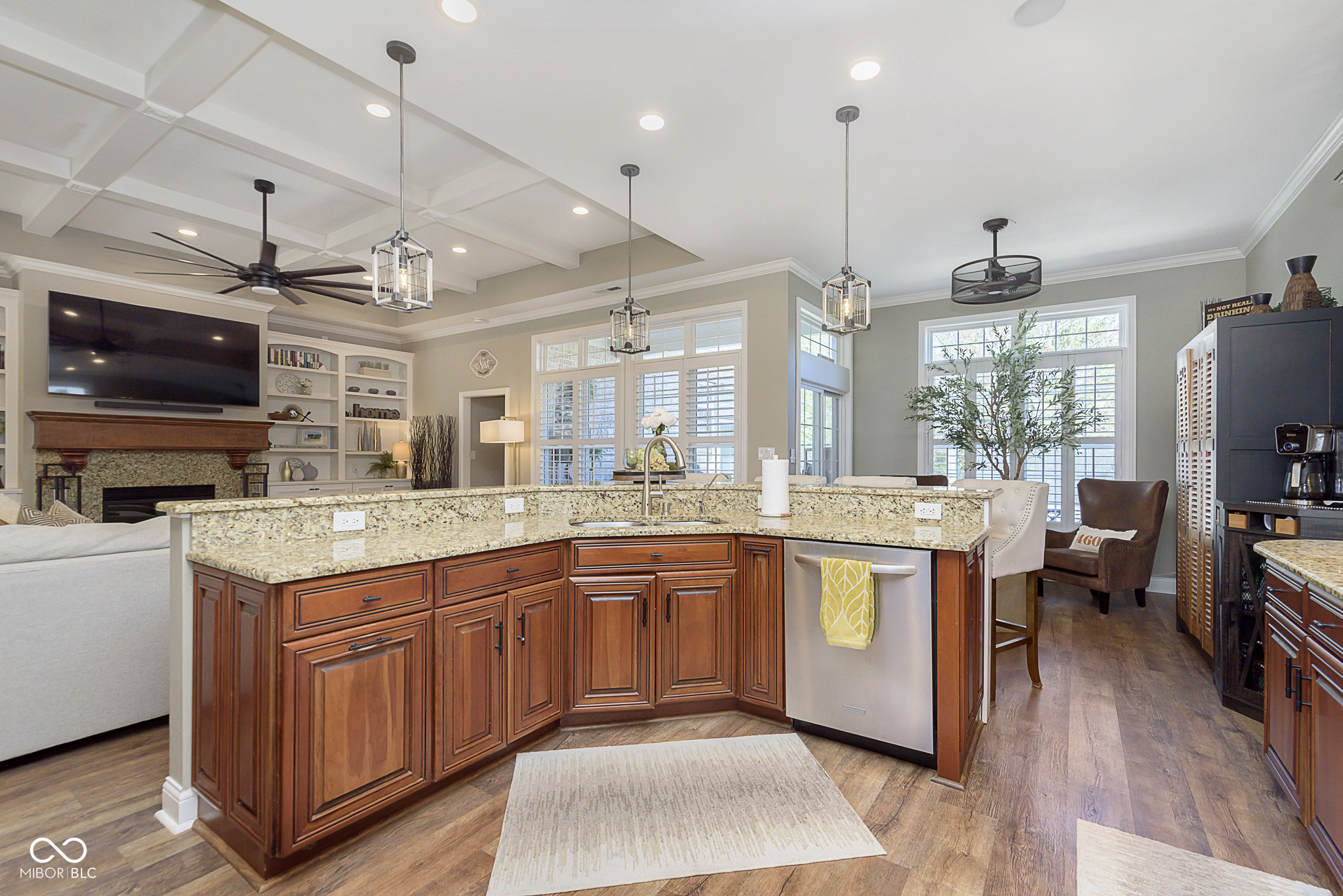 15254 Kampen Circle Carmel, IN 46033 - Photo 8 of 32