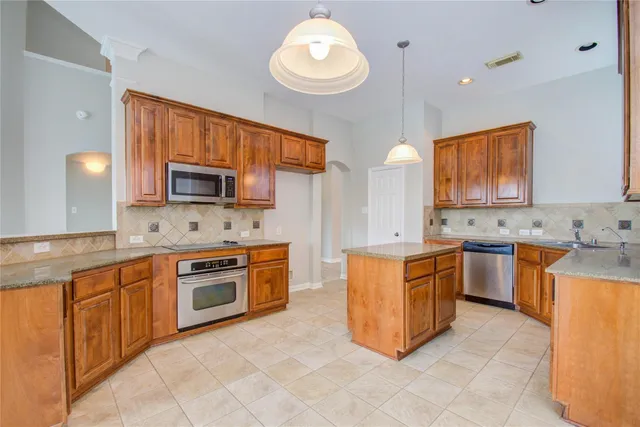 $2,995 | 18015 Darling Point Court, Cypress, TX 77429