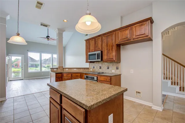 $2,995 | 18015 Darling Point Court, Cypress, TX 77429