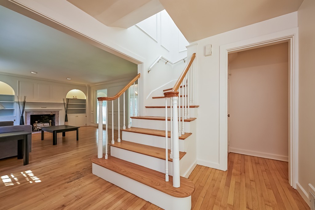 70 Ridge Street Arlington, MA 02474 - Photo 1 of 29 Gallery Image 1
