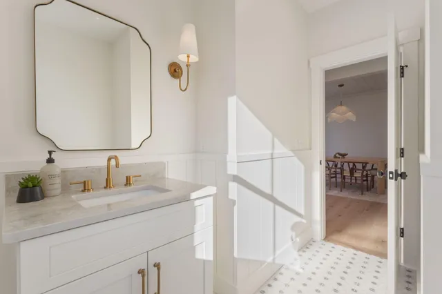 $1,599,000 | 19 Paulsen Drive, Scarborough, ME 04074