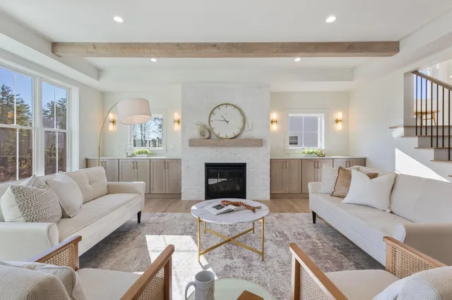 $1,599,000 | 19 Paulsen Drive, Scarborough, ME 04074