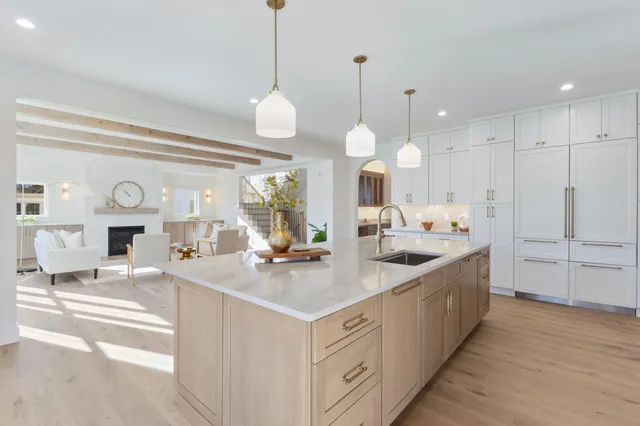 $1,599,000 | 19 Paulsen Drive, Scarborough, ME 04074