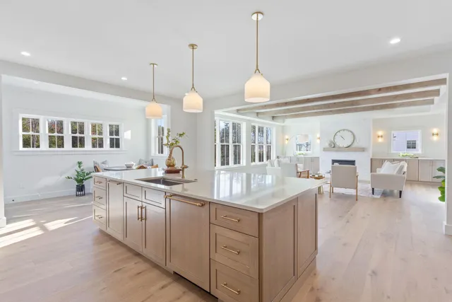 $1,599,000 | 19 Paulsen Drive, Scarborough, ME 04074