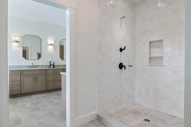 $1,599,000 | 19 Paulsen Drive, Scarborough, ME 04074