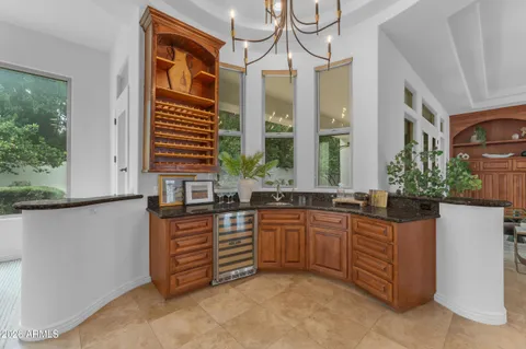 $1,099,500 | 303 East Wexford Court, Phoenix, AZ 85020