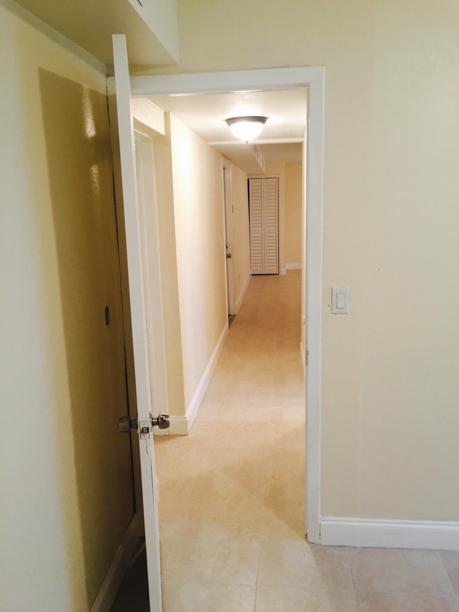 27 Springdale Road Lake Worth, FL 33467 - Photo 9 of 28 FullSizeRender 33