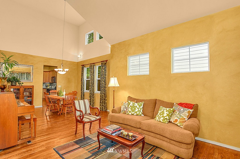 22724 30th Court Southeast Bothell, WA 98021 - Photo 2 of 19