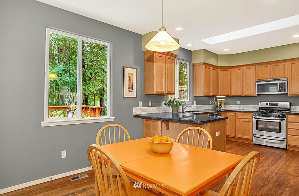 22724 30th Court Southeast Bothell, WA 98021 - Photo 7 of 19